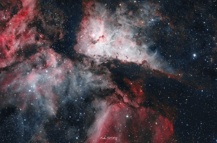 NGC 3372 — Carina Bulutsusu