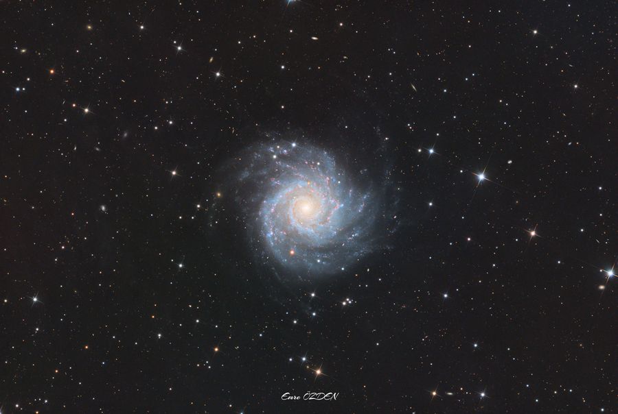 Messier 74 — Hayalet Galaksi